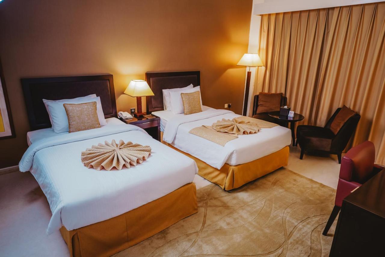 Villaggio Hotel Abu Dhabi Buitenkant foto