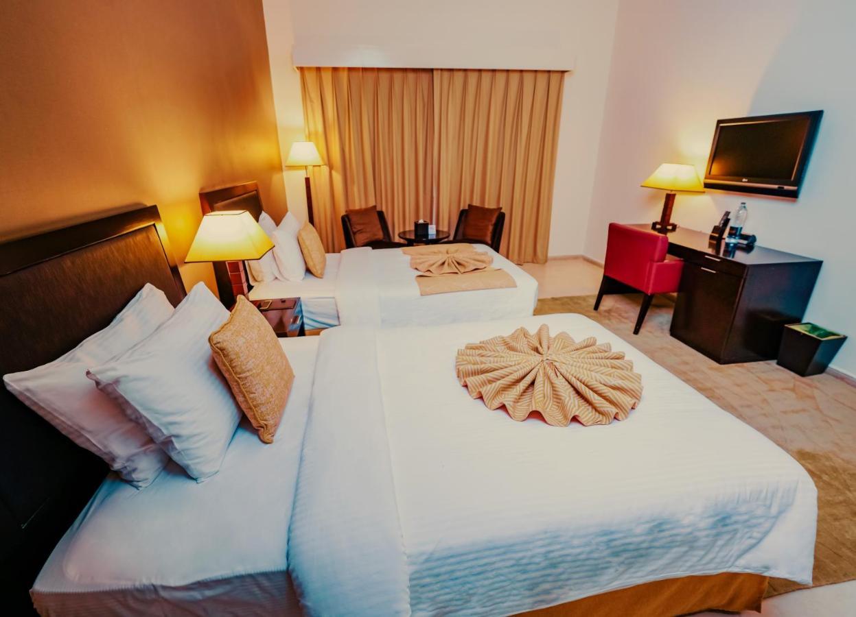 Villaggio Hotel Abu Dhabi Buitenkant foto