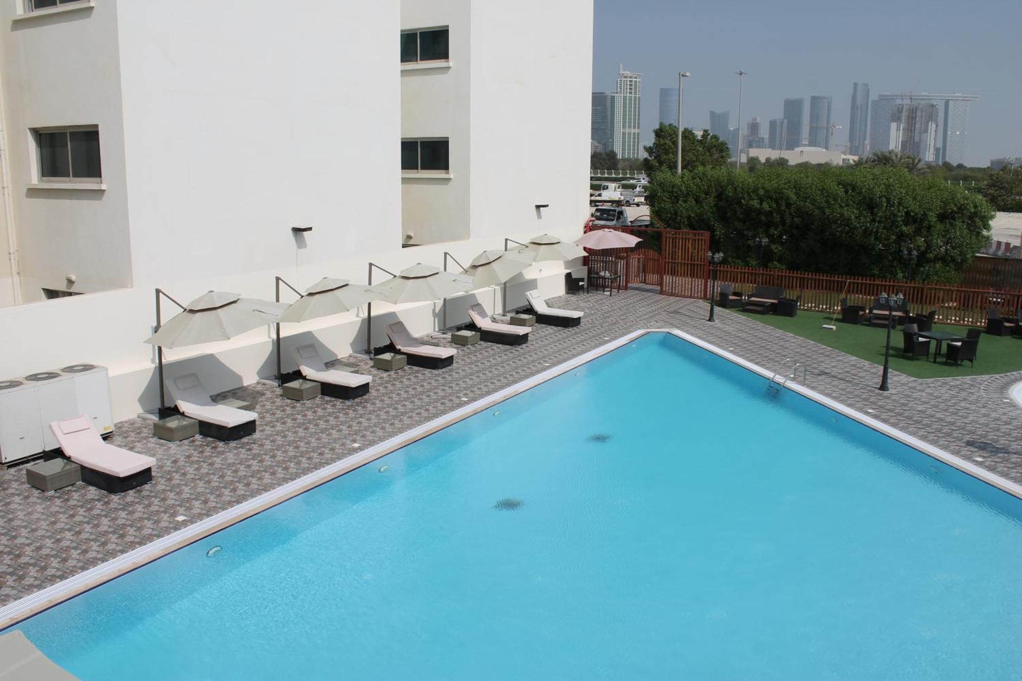 Villaggio Hotel Abu Dhabi Buitenkant foto
